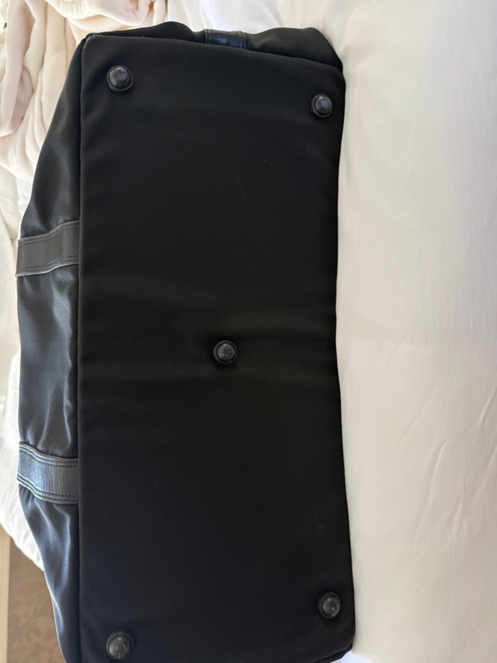 Tumi Black carry On or Weekend Bag with Leather Trim - Picture 4 of 13